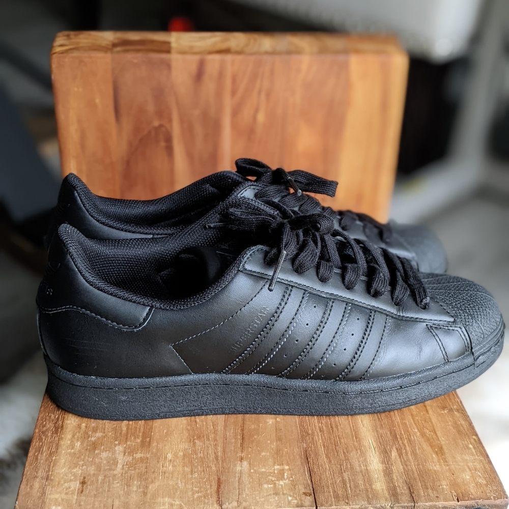 Men's Adidas Superstar 82 black leather